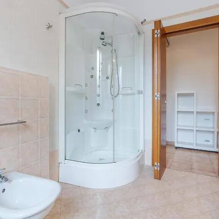 Passega Modern Con Garage! Apartamento Ferrara